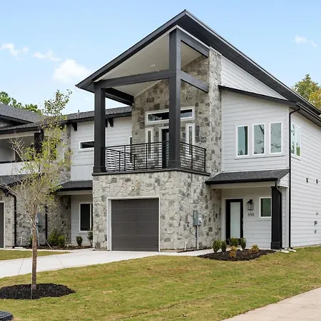 Arlington Retreat Villa